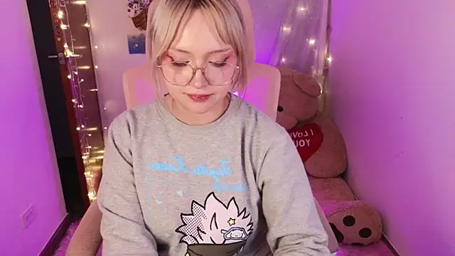 KuroChan420's cam snapshot