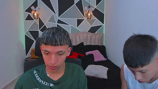 Juan_Nd_Steven live sex cam