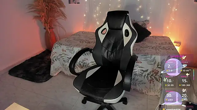 Riana_Kean live sex cam