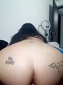 phoop_lilaa's cam snapshot