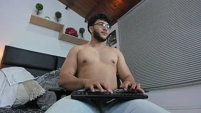 mike_foxxx_ live sex cam