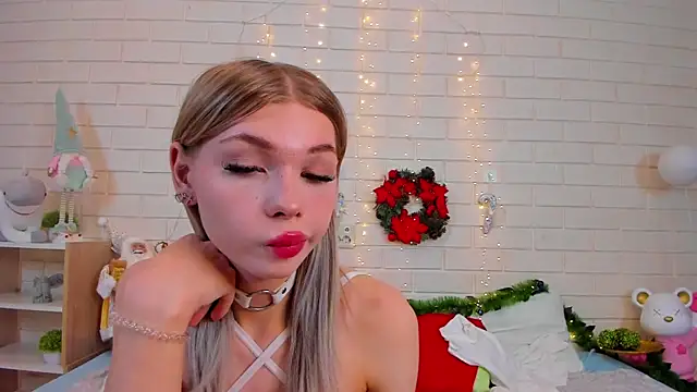 Blondy_Fina live sex cam