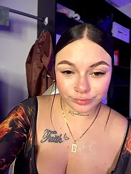 Megaan__More's cam snapshot