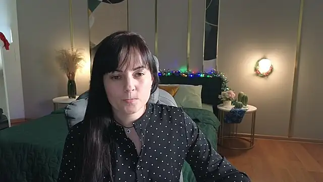 _SilkyShadow_'s cam snapshot