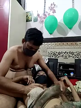 Noughty_lov live sex cam