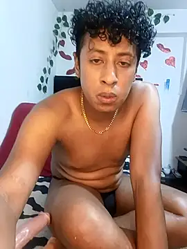 Varek_biglatin_dick live sex cam