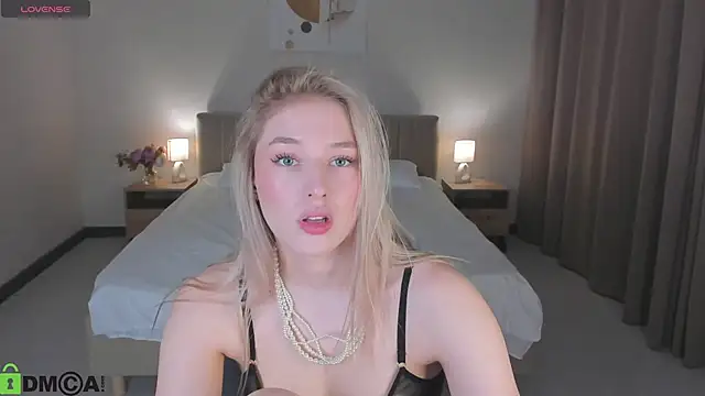 ChloeAlba's cam snapshot