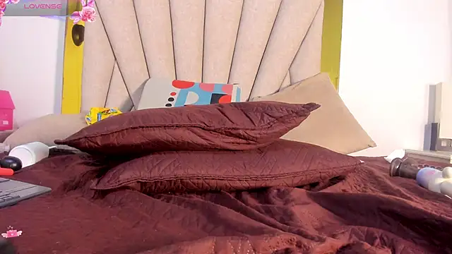 vahiolet_fuentes live sex cam