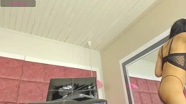 Shara_Goddes05 live sex cam