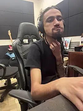 FavelaDaddyCum live sex cam