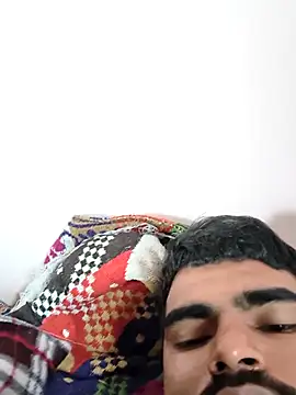 SilentIncoming's cam snapshot