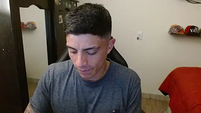 kv___xxx_'s cam snapshot