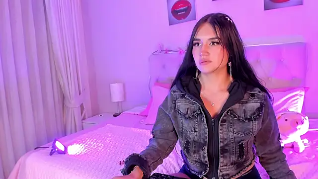 Charlotte_rider_ live sex cam