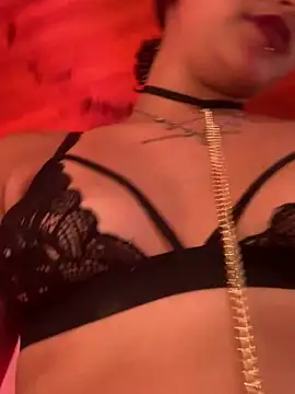 LilithMonette live sex cam