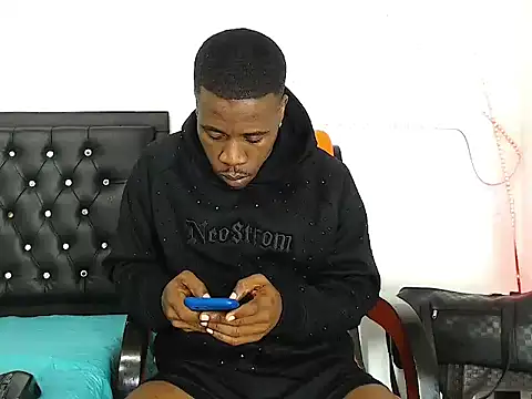 Damian_hart_24CM live sex cam