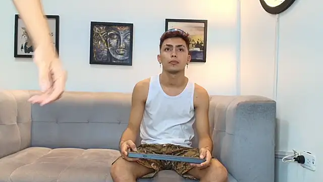 AVENGER_BOYS2026 live sex cam