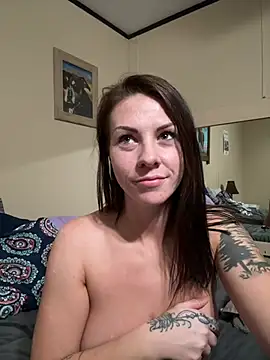 tastemecaroline's cam snapshot