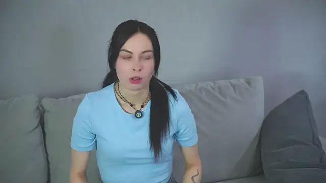 LoisAbad's cam snapshot