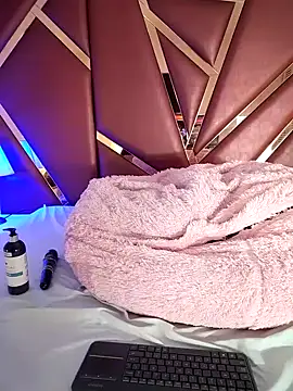 Camerondarkness's cam snapshot