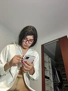 dani_bela's cam snapshot