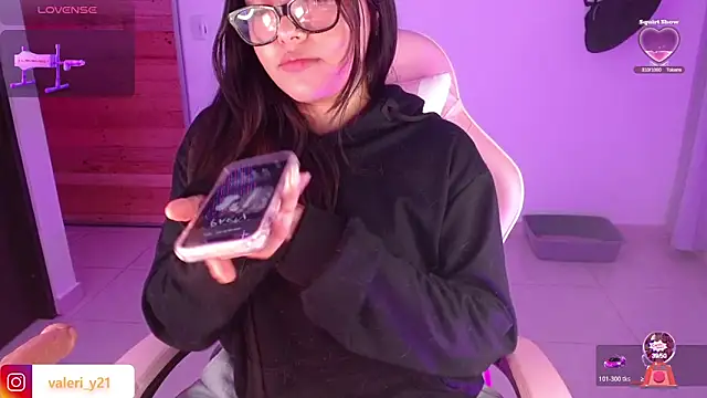 Moonbell_bell's cam snapshot