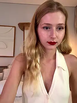 LunaRase live sex cam