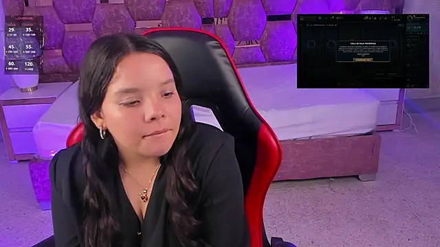 LilyPetite_'s cam snapshot