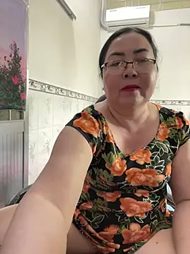 Alinat_'s cam snapshot