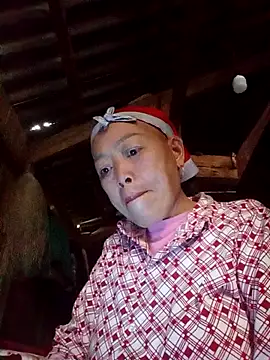 Agnes-baby's cam snapshot