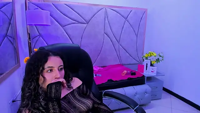 celeste_blue69's cam snapshot