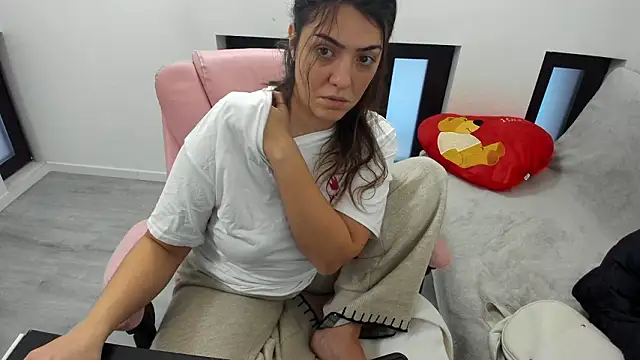 Dyana_Kaylinn's cam snapshot