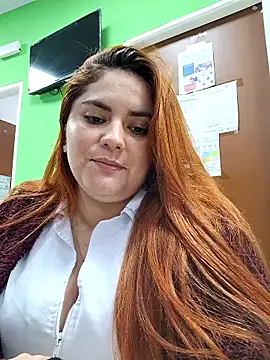 girl_redhead_bigtits's cam snapshot