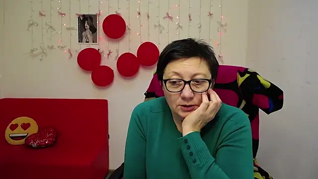 EmilyL0ve's cam snapshot