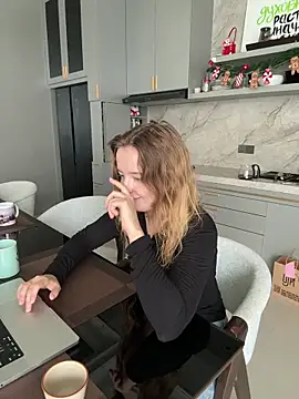 Nura_n_Sarah's cam snapshot