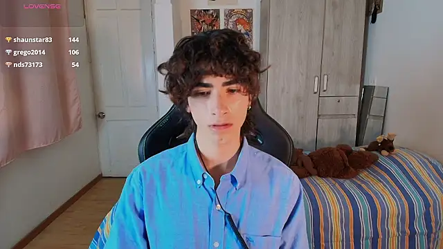 Nude_Boy18 live sex cam