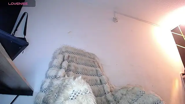 LickMyInk's cam snapshot