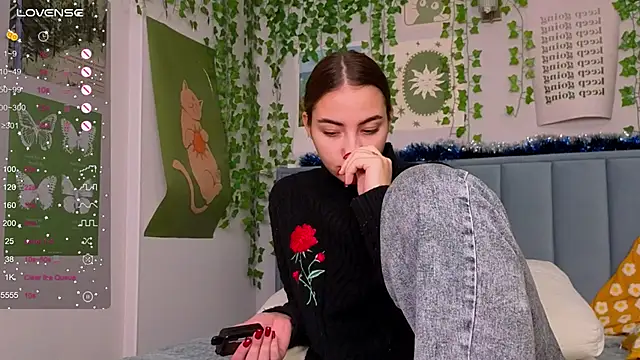 Fit_Brunette_'s cam snapshot