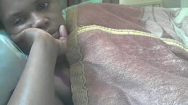 FATTYPUSSY31's cam snapshot