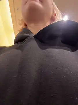 AshleyMur's cam snapshot