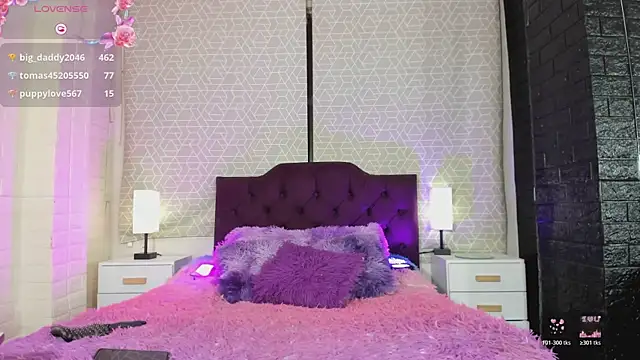 Zamara_Kleii live sex cam