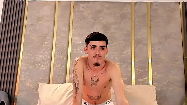 NikoStone_'s cam snapshot