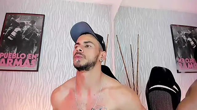 dylan_jacobx's cam snapshot