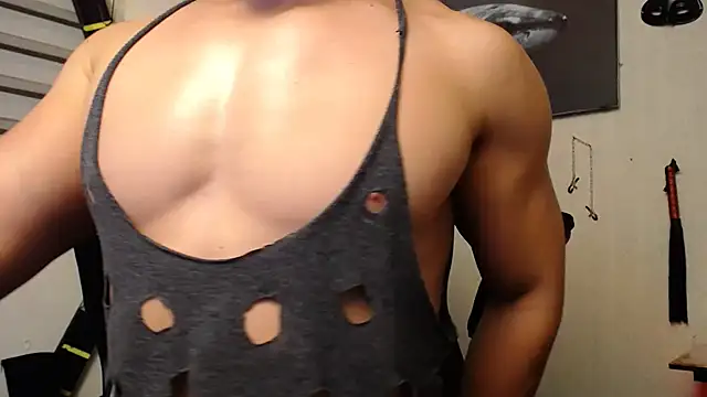 bayronfit's cam snapshot