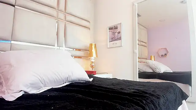 SalomeSaez's cam snapshot