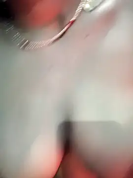 hot_fiza's cam snapshot