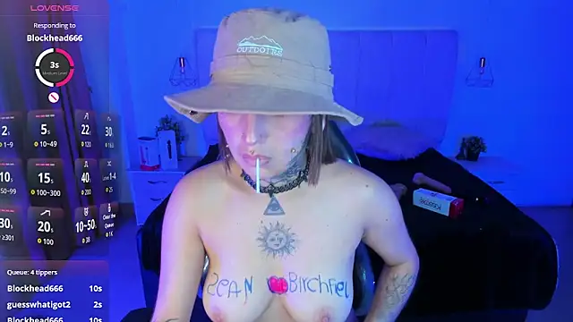 Gyal_8_'s cam snapshot