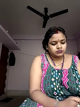 Deborbhavi222 live sex cam