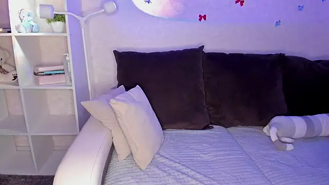 LababyAlice's cam snapshot