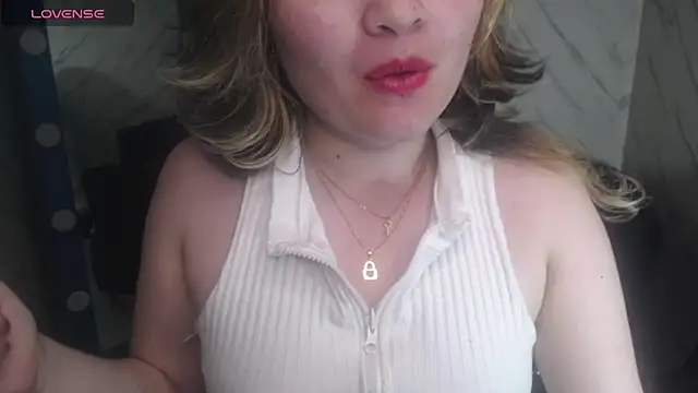 Nezuko_v's cam snapshot