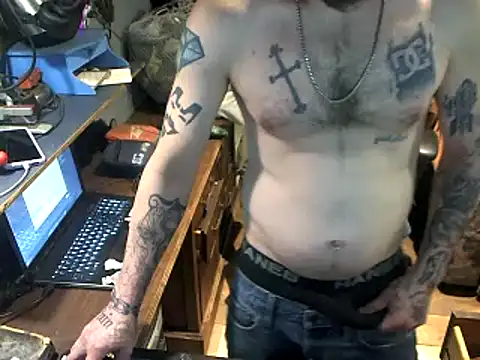 CloudDadddyyy420 live sex cam
